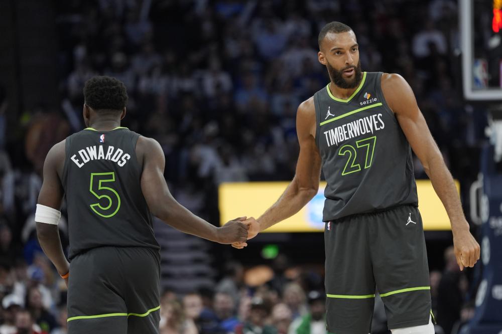 也让我们反 也让我们反