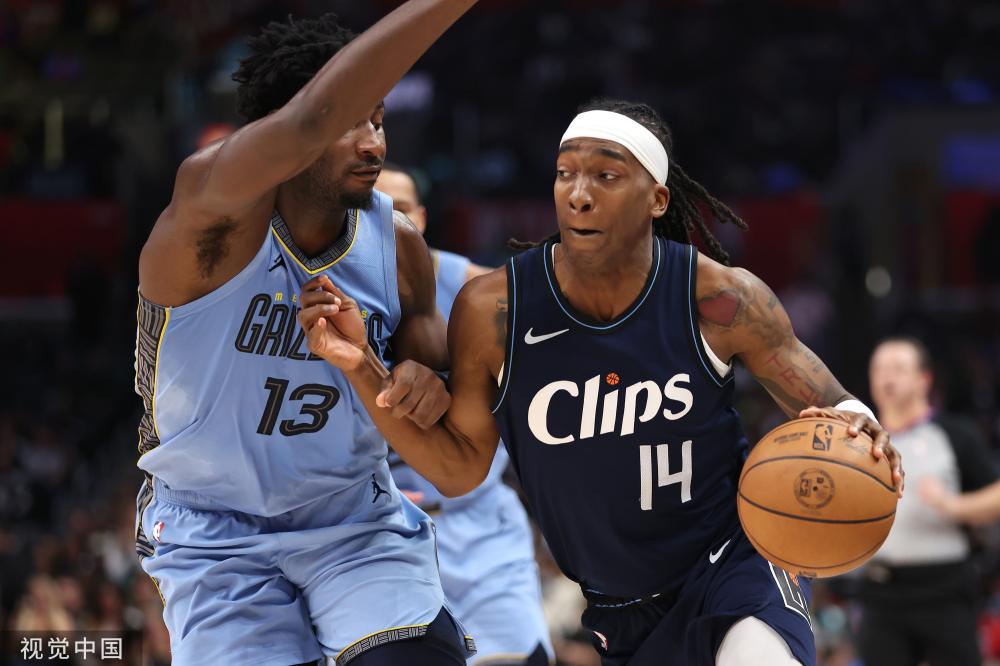 向我们再现 向我们再现