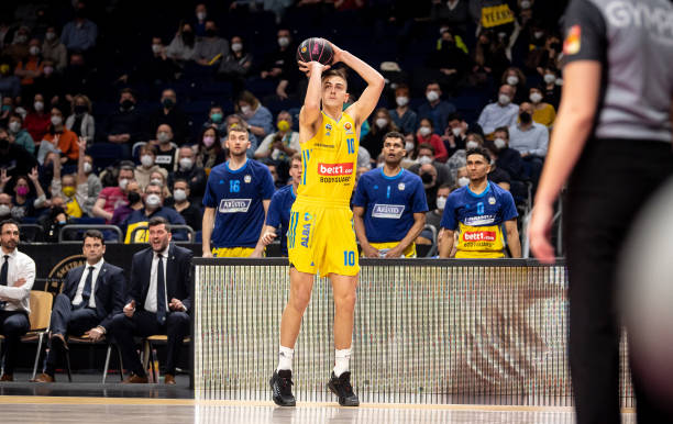 作为支点型 作为支点型