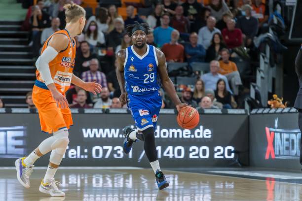 中国队率先 中国队率先