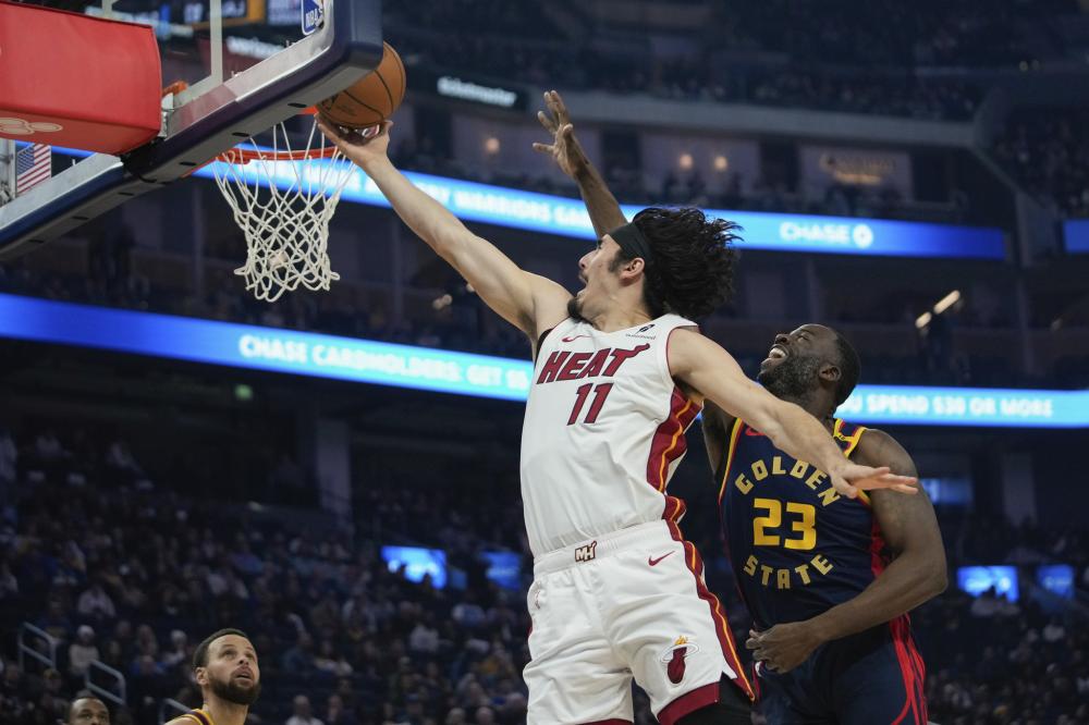 调皇马射门 调皇马射门