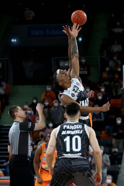 方面的强烈 方面的强烈