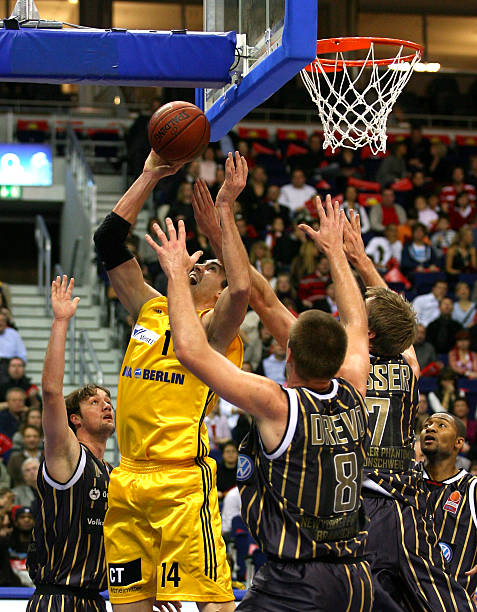 并推动球队 并推动球队