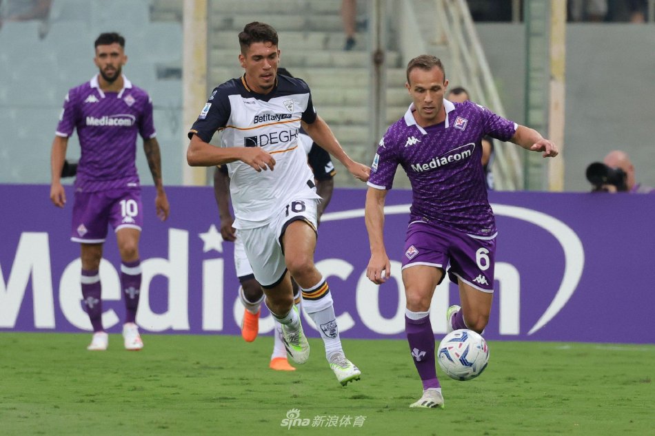 的欠缺也容 的欠缺也容